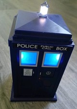 Doctor who tardis usato  Spedire a Italy