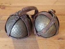 Pair studded balls d'occasion  Expédié en Belgium
