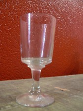 Ancien petit verre d'occasion  Craponne