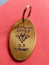 Porte clé captain d'occasion  Dammarie