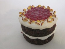 Mini bolo de chocolate/cereja falso Longaberger para cesta de bolo miniatura JW, usado comprar usado  Enviando para Brazil