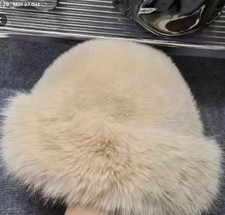 Ladies faux fur for sale Ladies faux fur for sale  SKELMORLIE