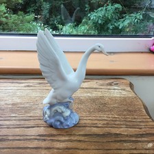 Lladro nao swan for sale  DENBIGH