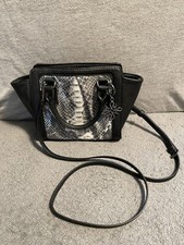 Nwot simply vera for sale  Sellersburg