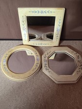 Set painted wood for sale  Lansing