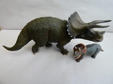 Lot dinosaures tricératops d'occasion  Rosny-sous-Bois