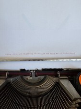 Valentine olivetti rossa usato  Bologna
