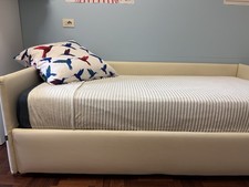 Letto singolo contenitore usato  Monte San Pietro
