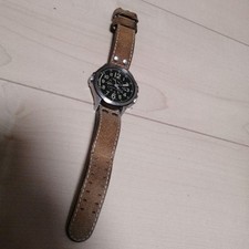 Hamilton h775650 khaki d'occasion  Expédié en Belgium