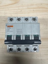 Interruttore magnetotermico me usato Interruttore magnetotermico me usato  Giussano