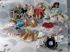 Lotto bambole vintage usato  Sava