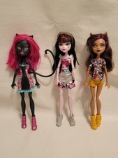 Monster high draculaura d'occasion  Expédié en Belgium