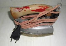 Antico ferro stiro usato  Italia