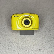Nikon coolpix s33 usato  Grottaglie