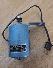 Motor de máquina de costura Arrow - 0,9 amperes modelo 1,5 100-115 volts - Fabricado nos EUA comprar usado  Enviando para Brazil