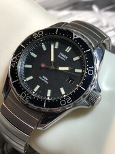 Vintage Timex Relógio de Mergulhador Masculino WR50M Mãos Luminosas Ponto Vermelho, Data Nova Bateria comprar usado  Enviando para Brazil