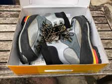 Sportiva baruntse mountaineeri for sale  CROWTHORNE