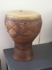 Ancien tambour africain.ancien d'occasion  Fayence