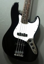 Usado, Squier by Fender Affinity Jazz baixo usado corpo de choupo preto com estojo macio comprar usado  Enviando para Brazil