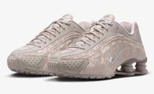 Nike Shox R4 Feminino Multi Tamanho Cinza Universitário/Estanho Plano HV0934-001 Frete Rápido comprar usado  Enviando para Brazil