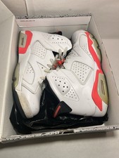 Air jordan white d'occasion  Expédié en Belgium