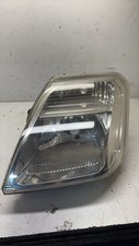 Faro anteriore sinistro usato  Italia