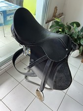 Belle selle cheval d'occasion  La Seyne-sur-Mer