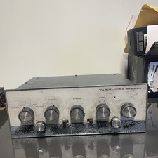 Amplificatore stereo vintage usato  Spedire a Italy