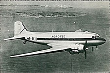 Cartolina aereo aerotec usato  Spedire a Italy