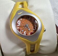 Relógio Nike triax wk0004 00s Y2K raro vintage. Amarelo, bateria substituída. comprar usado  Enviando para Brazil