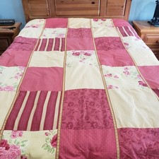Laura ashley comforter for sale  Walford