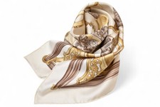 Hermes authentic scarf d'occasion  Expédié en Belgium