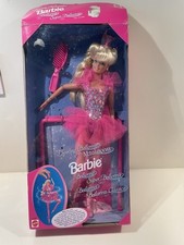 Bambola barbie twirling usato  Roma