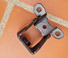 Cerniera portellone posteriore usato Cerniera portellone posteriore usato  Certaldo