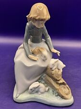 Nao lladro girl d'occasion  Expédié en Belgium