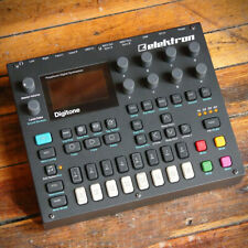Digitone elektron sintetizzato usato  Milano