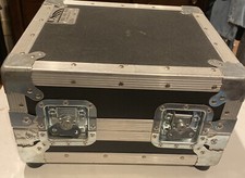 Flight case hingeless d'occasion  Expédié en Belgium