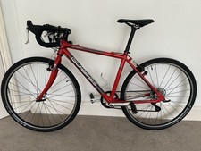 Islabikes luath red for sale  SOUTHEND-ON-SEA