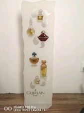 Présentoir güërlâïn plexi d'occasion  Marboz