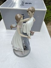 Statuina porcellana lladro usato  Spedire a Italy