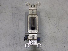 Interruptor de parede, dispositivo de fiação Hubbell-Kellems, HBL1556L 15 AMP 120-277 VAC comprar usado  Enviando para Brazil