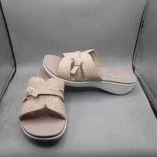 Clarks breezerae mia for sale  Medina