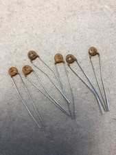 2 capacitores de disco de cerâmica CENTRALAB 6,8 pF, 1000V, 1kV, 10%, 6,8pF EUA comprar usado  Enviando para Brazil