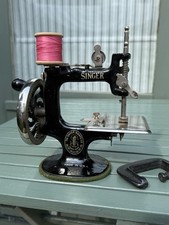 Vintage singer sew for sale  HENLEY-ON-THAMES