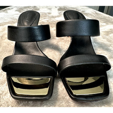 Usado, Sandálias femininas Schutz Aruana couro preto dourado salto duas tiras tamanho 8,5 comprar usado  Enviando para Brazil