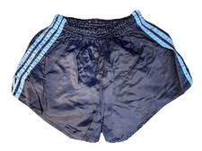 Pantaloncini adidas nylon usato  Marcianise