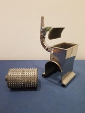 Rullo grattuggia elettrica usato  Italia