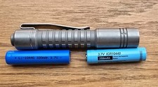 Lanterna ReyLight abacaxi mini Stonewash titânio 10440/AAA Nichia 219B, usado comprar usado  Enviando para Brazil
