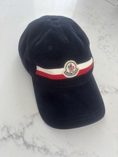 Moncler authentic berretto for sale  SUNDERLAND
