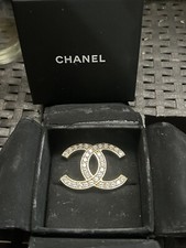 Broche chanel authentique d'occasion  Montataire